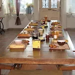 Chez Monique Doulaincourt-Saucourt