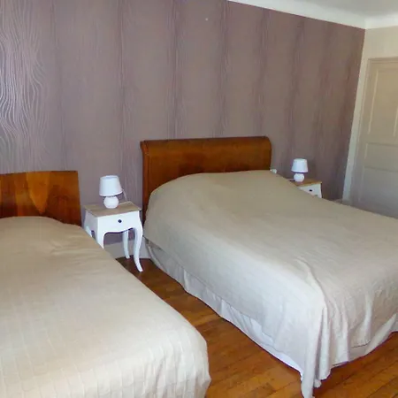 Chez Monique Guest house 3*